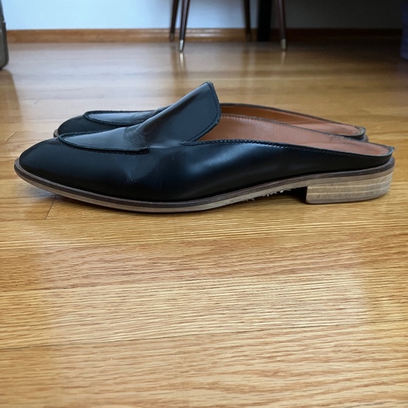 Everlane Slides - Picture 2 of 3